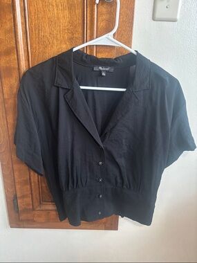 Madewell Black Short-Sleeve Button-Down Blouse